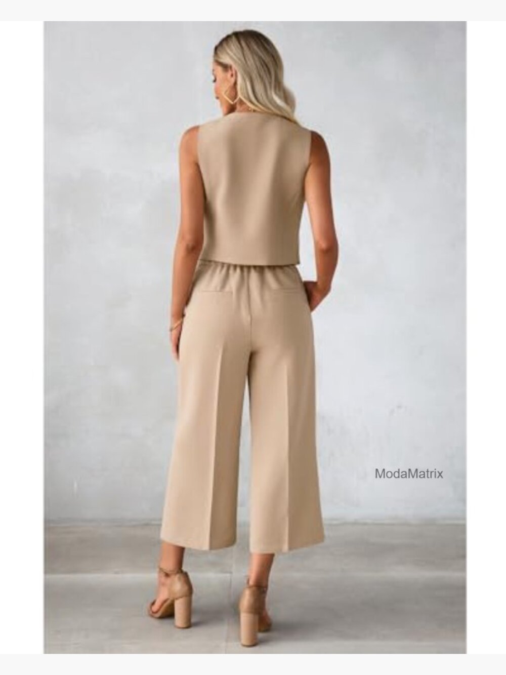 Sleeveless Blazer Vest and Wide Leg Capri Pants 2-Piece Work Outfit Set - Picture 2 of 7
